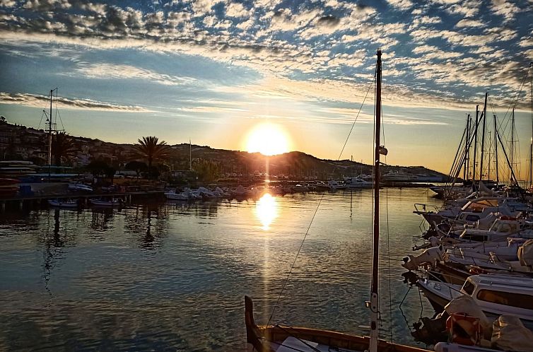Appartement Wohnung mit Garten, wenige Minuten vom Meer entf