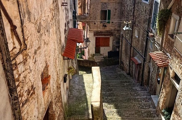 Appartement Wohnung mit Garten, wenige Minuten vom Meer entf