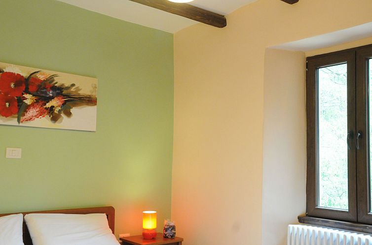 Vakantiehuis Giusvalla Deluxe Forest 3 Etagen Villa