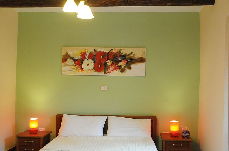 Vakantiehuis Giusvalla Deluxe Forest 3 Etagen Villa