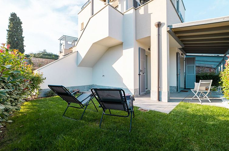 Appartement Perla Abernathy - Haus mit Pool und Garten