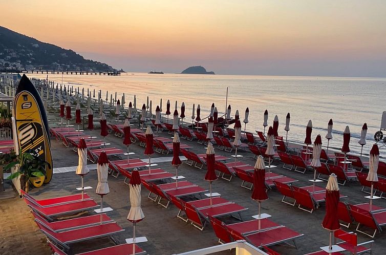 Vakantiehuis ALASSIO BEACH HOUSE - SEASIDE RELAXED LIVING