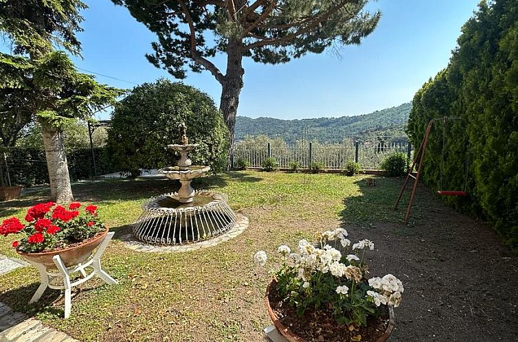 Vrijstaande woning in Alassio
