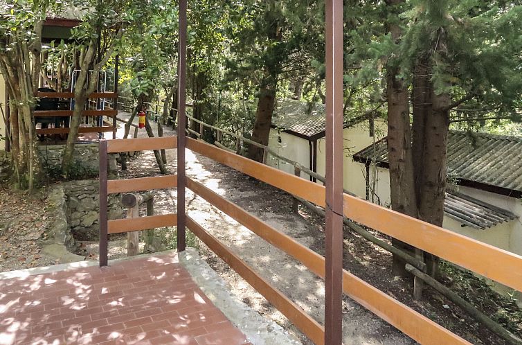 Vakantiehuis Bungalow B (AEG401)