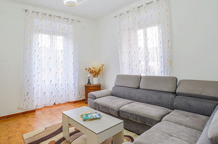 Guest house 0904116 - Apartment Liguria - Appartement Casa Relax e Mare bei Holiday World