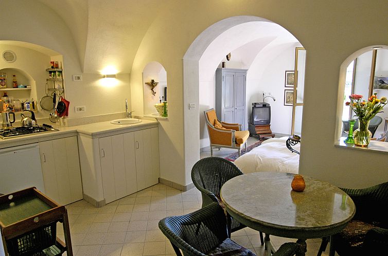 Appartement in Airole