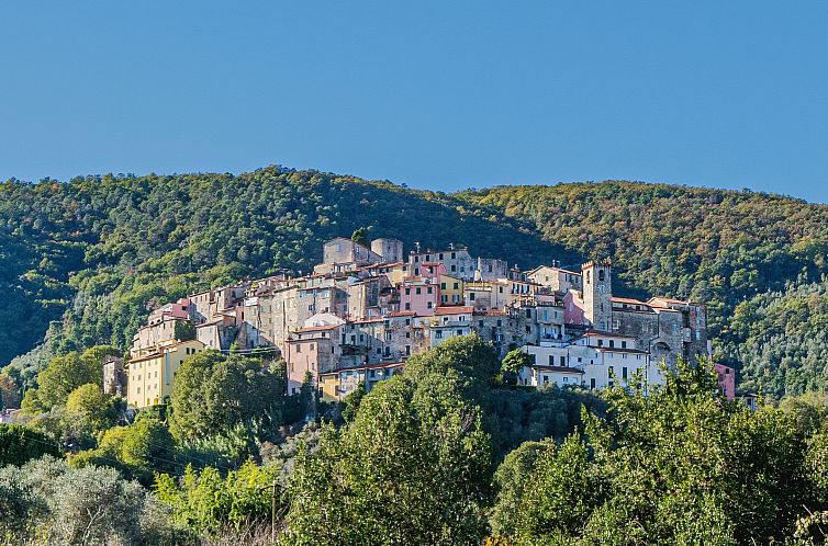 Vakantiehuis Zypressen, ein Haus im Wald an der ligurischen 