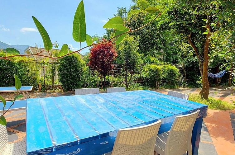 Appartement Sehr moderne Wohnung mit schönem Garten