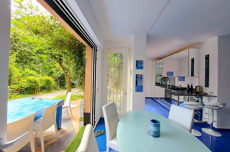 Appartement Sehr moderne Wohnung mit schönem Garten