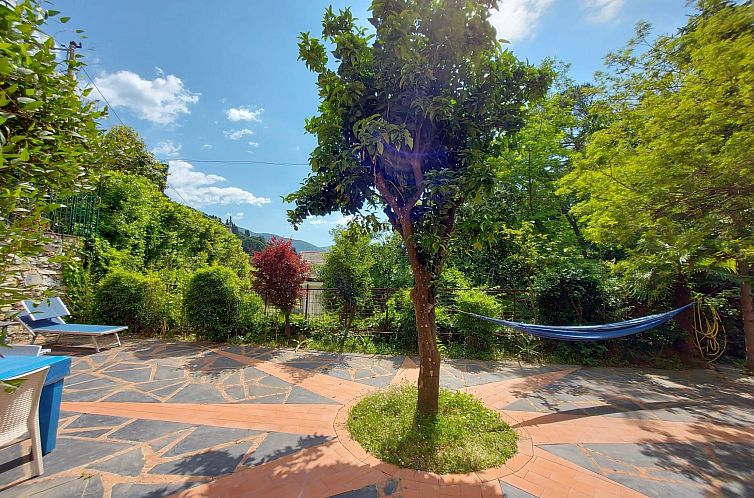Appartement Sehr moderne Wohnung mit schönem Garten