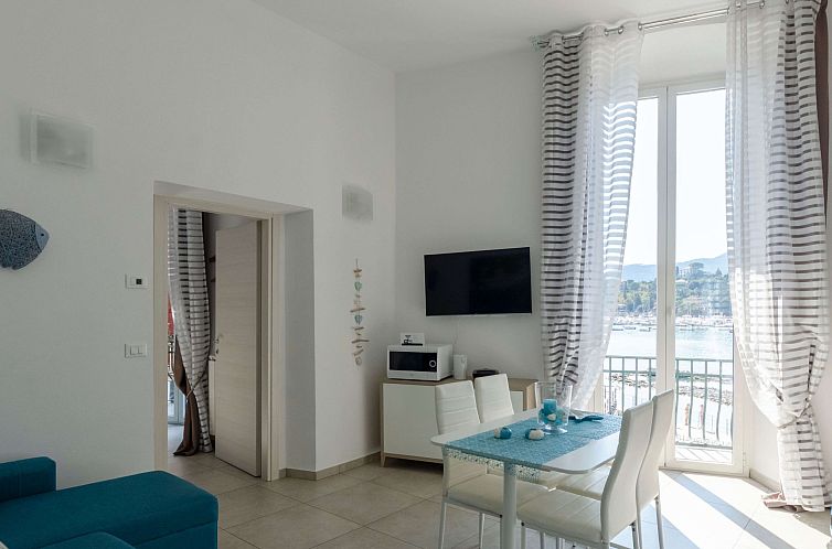 Appartement Wohnung mit Meerblick und privater Garage