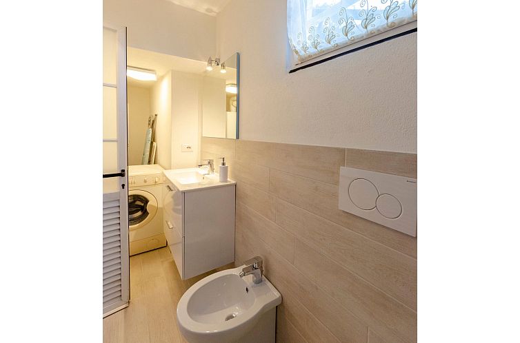 Appartement Einzimmerwohnung mit Terrasse und Blick auf den 