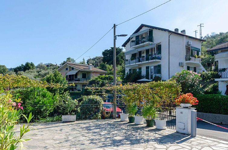 Appartement Einzimmerwohnung mit Terrasse und Blick auf den 