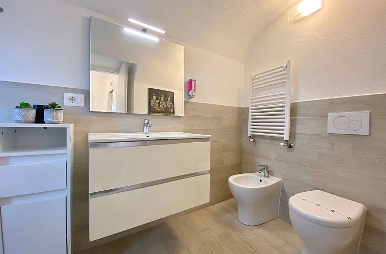 Appartement Casa Rosa Tre, 45 Quadratmeter Wohnung und Parkp