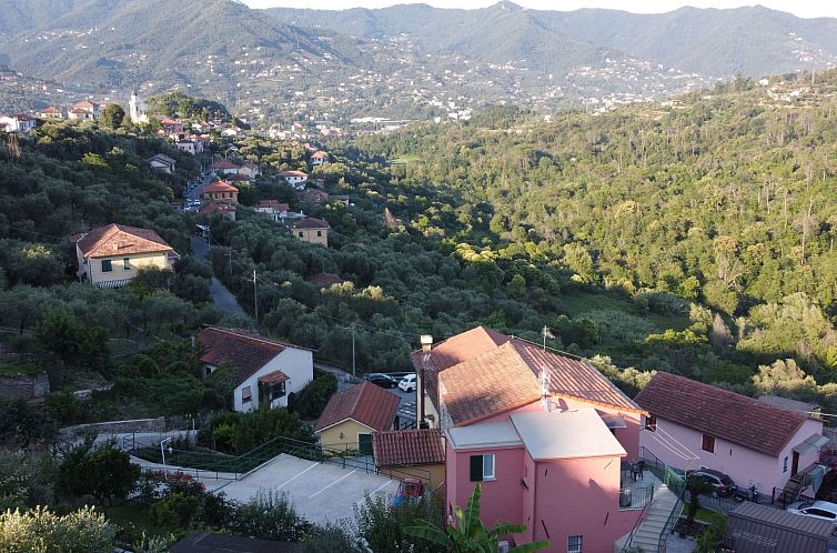 Appartement Casa Rosa Tre, 45 Quadratmeter Wohnung und Parkp