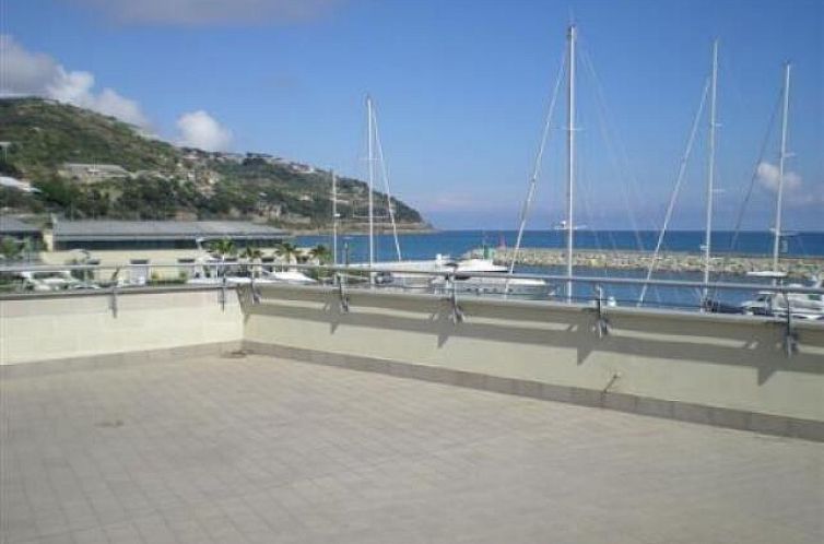 Vrijstaande woning in San Lorenzo al Mare