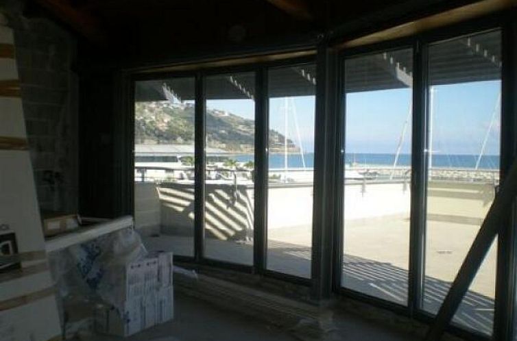 Vrijstaande woning in San Lorenzo al Mare