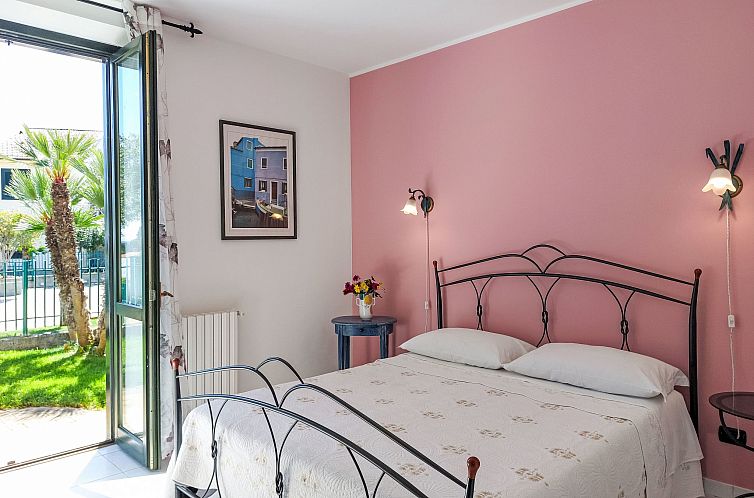 Appartement Le Margherite (SLR264)