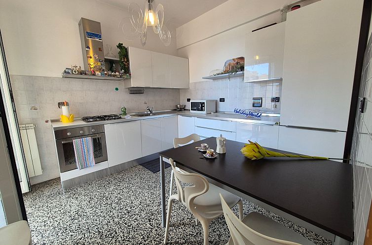 Guest house 0909418 - Apartment Liguria - Appartement Casa Gagge by Holiday World