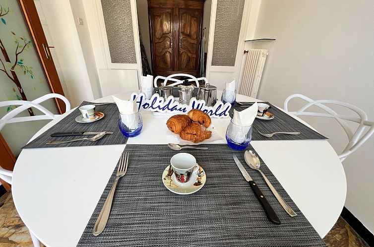 Appartement 'La Superba' mit Balkon