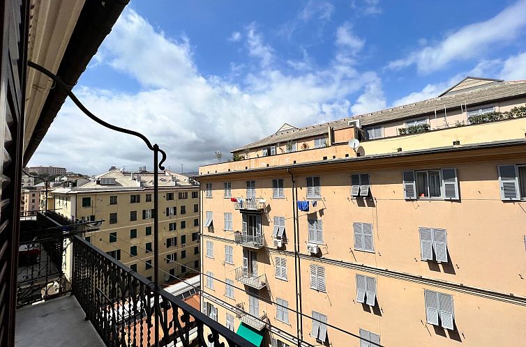 Appartement 'La Superba' mit Balkon
