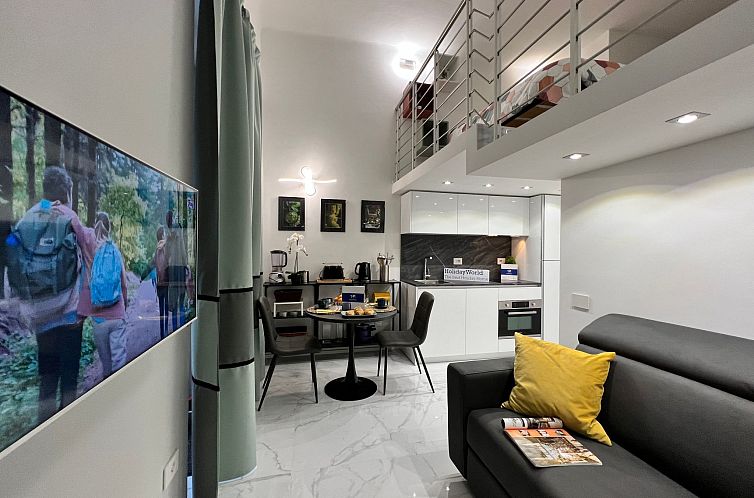 Guest house 0909445 - Apartment Liguria - Appartement San Martino' Studio mit Terrasse