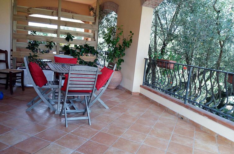 Appartement Appartement in Centola mit Grill, Terrasse und G