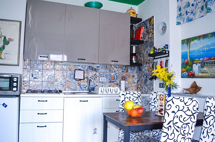 Appartement mit privatem Garten, Meerblick und Gemeinschafts