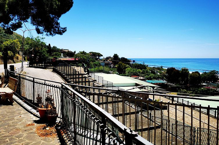 Appartement Meditheia von Holiday World