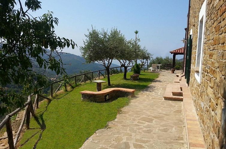 Vakantiehuis Haus mit privatem Pool und herrlicher Aussicht