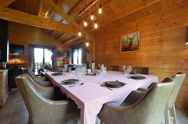 Happy Wood Chalet