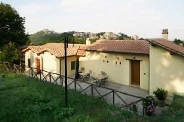 Appartement Anwesen "Casa Vittoria" mit Schwimmbad