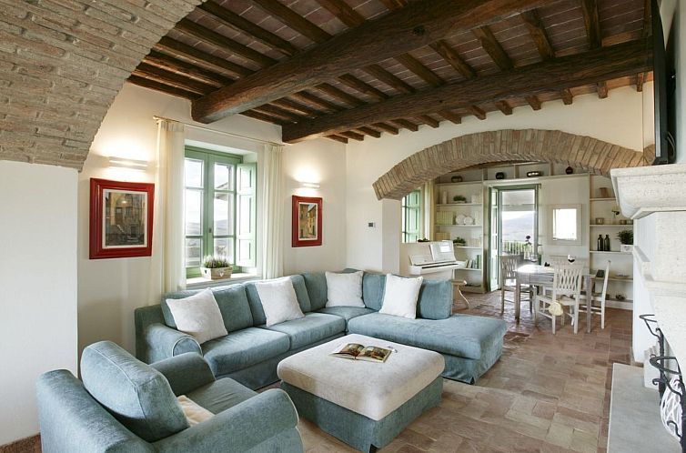 Vakantiehuis Villa mit Infinity-Pool