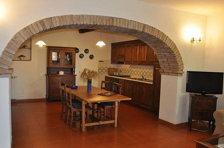 Appartement in Acquapendente mit großem Garten