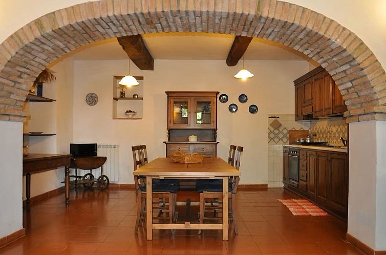 Appartement in Acquapendente mit großem Garten