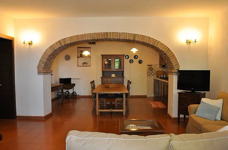 Appartement in Acquapendente mit großem Garten