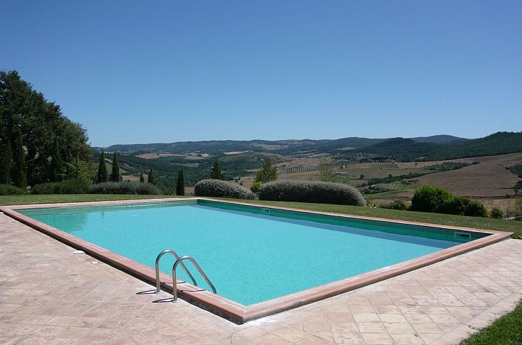 Appartement in Acquapendente mit großem Garten