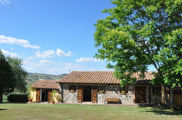 Appartement in Acquapendente mit großem Garten