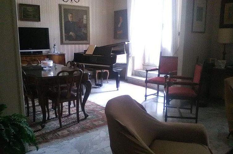 Appartement Nahe Rom mit Terrasse und einem Flügel