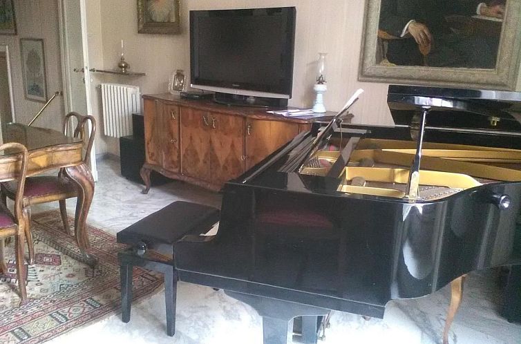 Appartement Nahe Rom mit Terrasse und einem Flügel