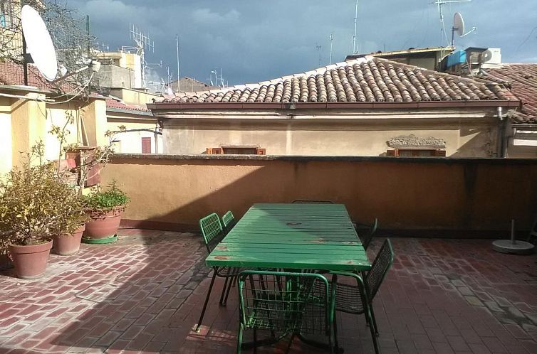Appartement Nahe Rom mit Terrasse und einem Flügel