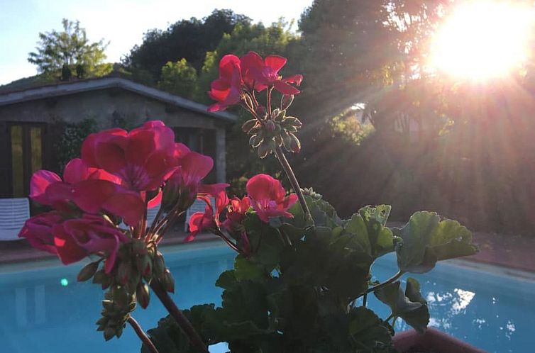 Vakantiehuis Villa mit privatem Pool 70 Kilometer von Rom en