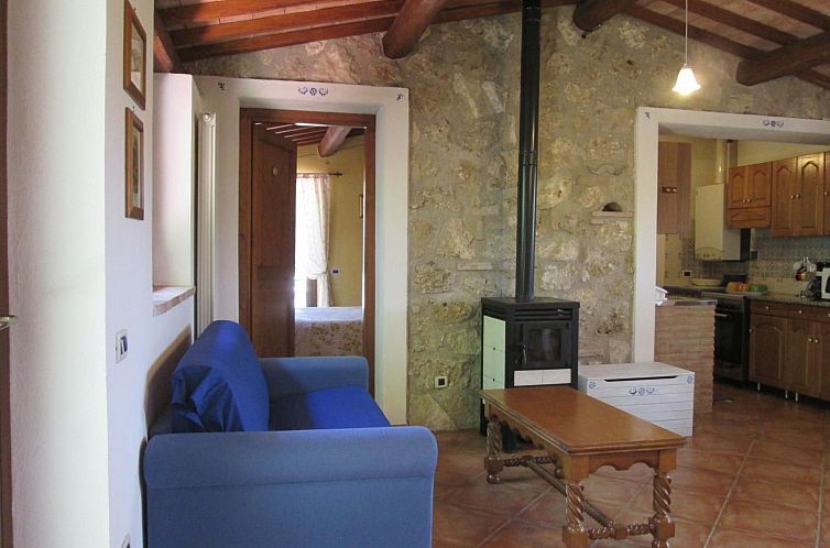 Vakantiehuis Villa mit privatem Pool 70 Kilometer von Rom en