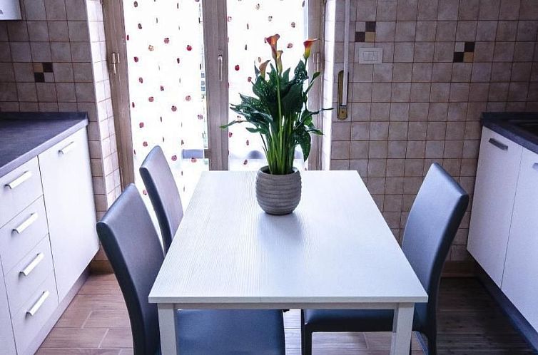Appartement Wohnung in Quartiere Xxix Ponte Mammolo
