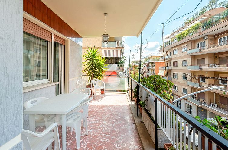 Appartement mit Terrasse