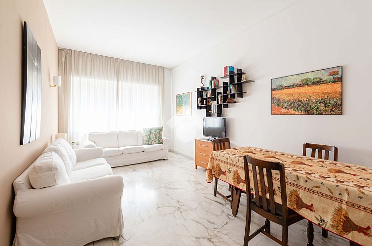 Appartement mit Terrasse