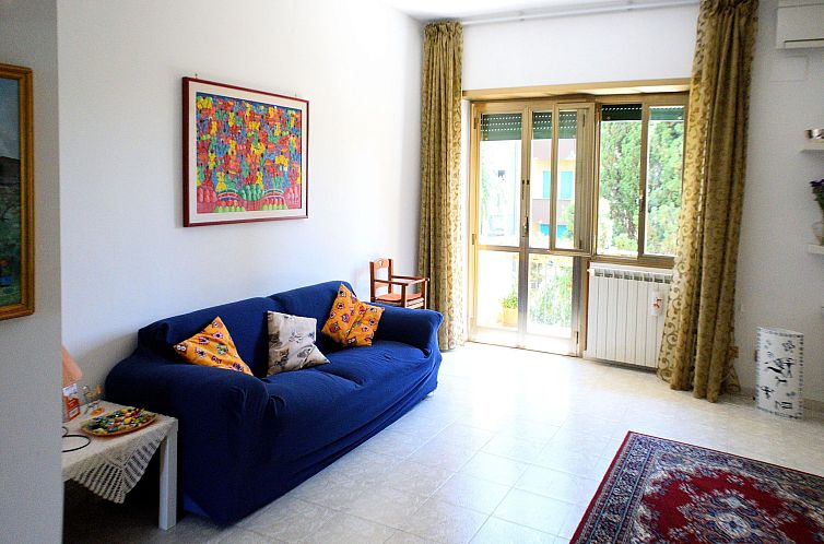 Appartement Wohnung "Donna Lavinia" mit Blick aufs Wasser