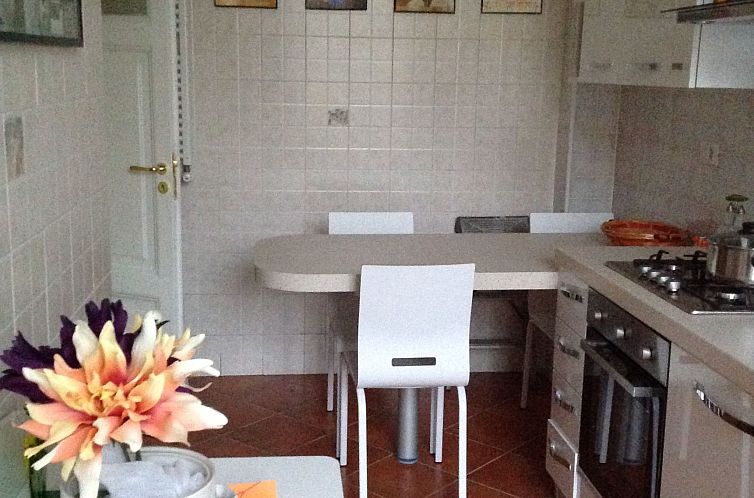 Appartement Wohnung in Rione Xv Esquilino