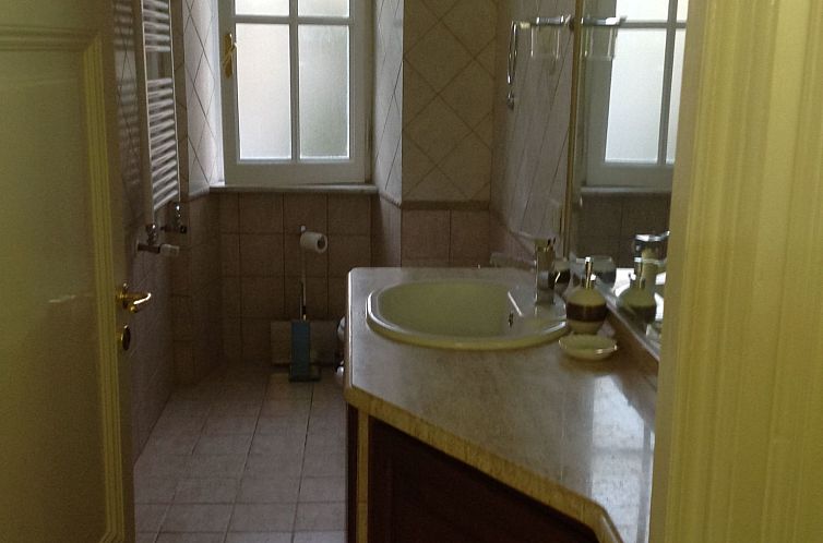 Appartement Wohnung in Rione Xv Esquilino
