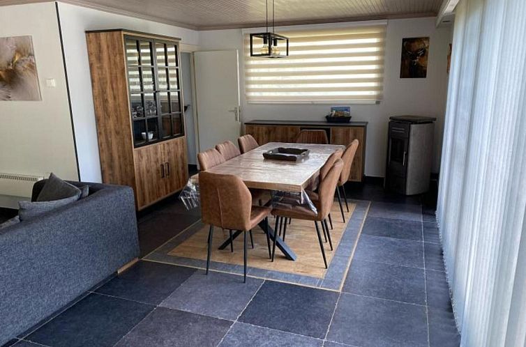 Pure Filly Relax Retreat